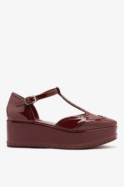 Luna Flatform Sandal Burgundy Patent Leather - Larroude