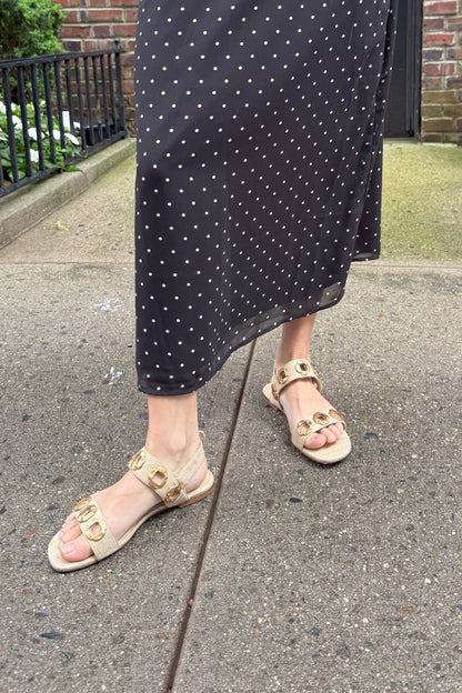 Milan Flat Sandal In Beige Raffia - Larroude