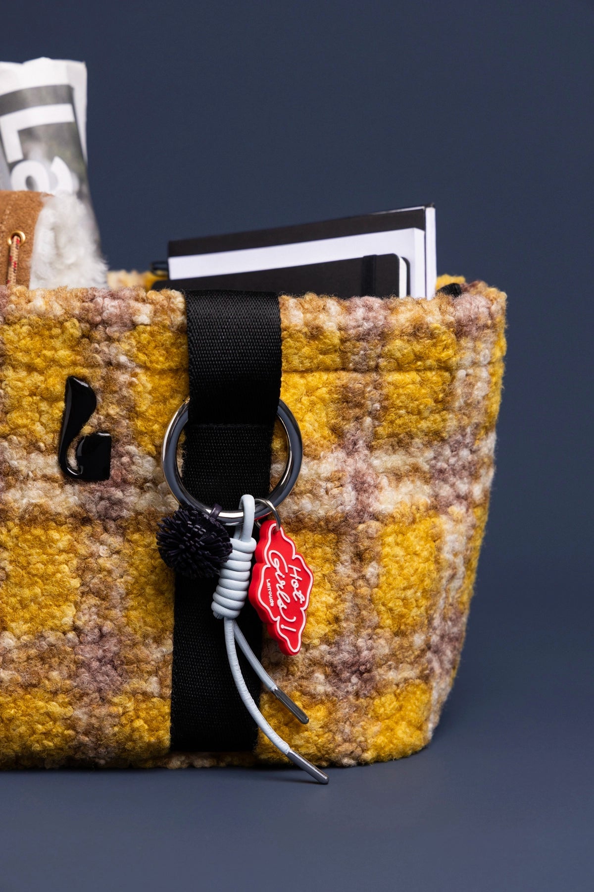 Americana Tote Bag In Dijon Plaid Fur - Larroude
