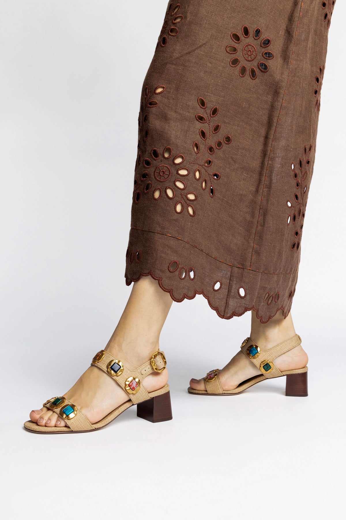 Milan Gioiello Block Sandal In Beige Raffia - Larroude