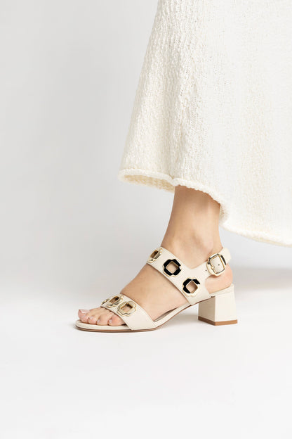Milan Sandal In Ivory Leather - Larroude