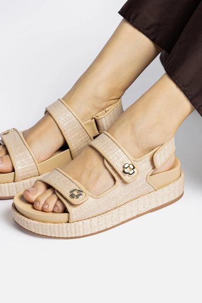 Jetty Sandal In Natural Beach Raffia and Beige Leather - Larroude