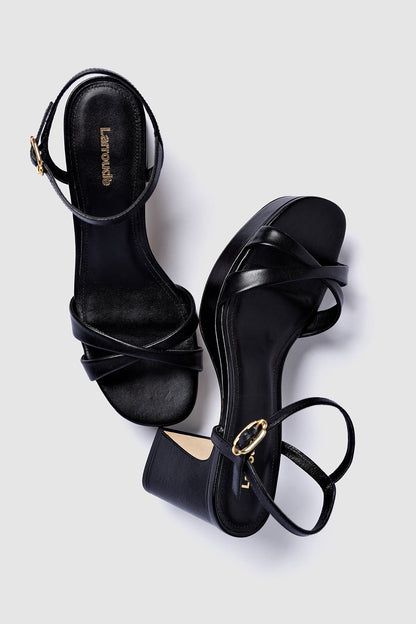 Bianca Low Sandal In Black Leather - Larroude