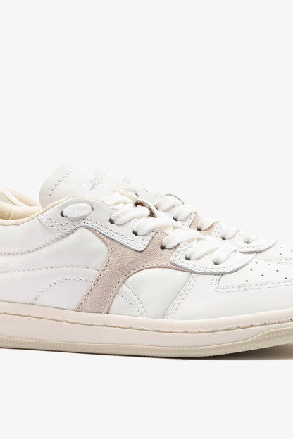 George Sneaker In White Leather and Mushroom Grey Suede - Larroude