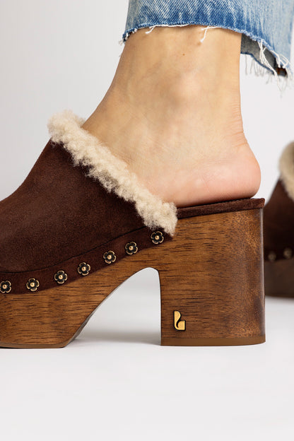 Miso Wooden Platform Clog In Brown Suede And Natural Shearling - Larroude