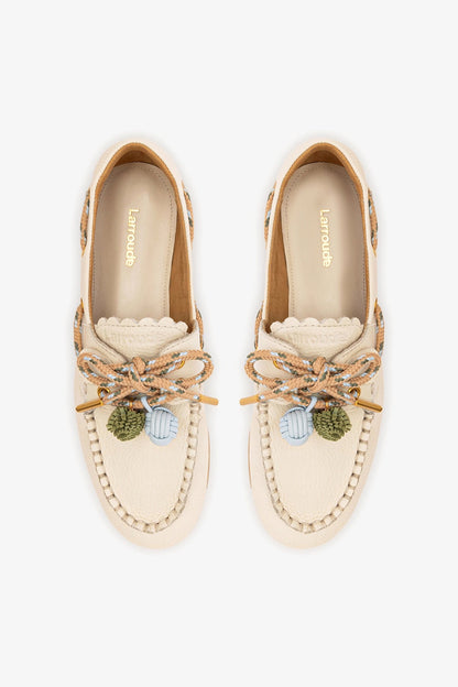 Cyprus Boat Shoe In Ivory Leather - Larroude