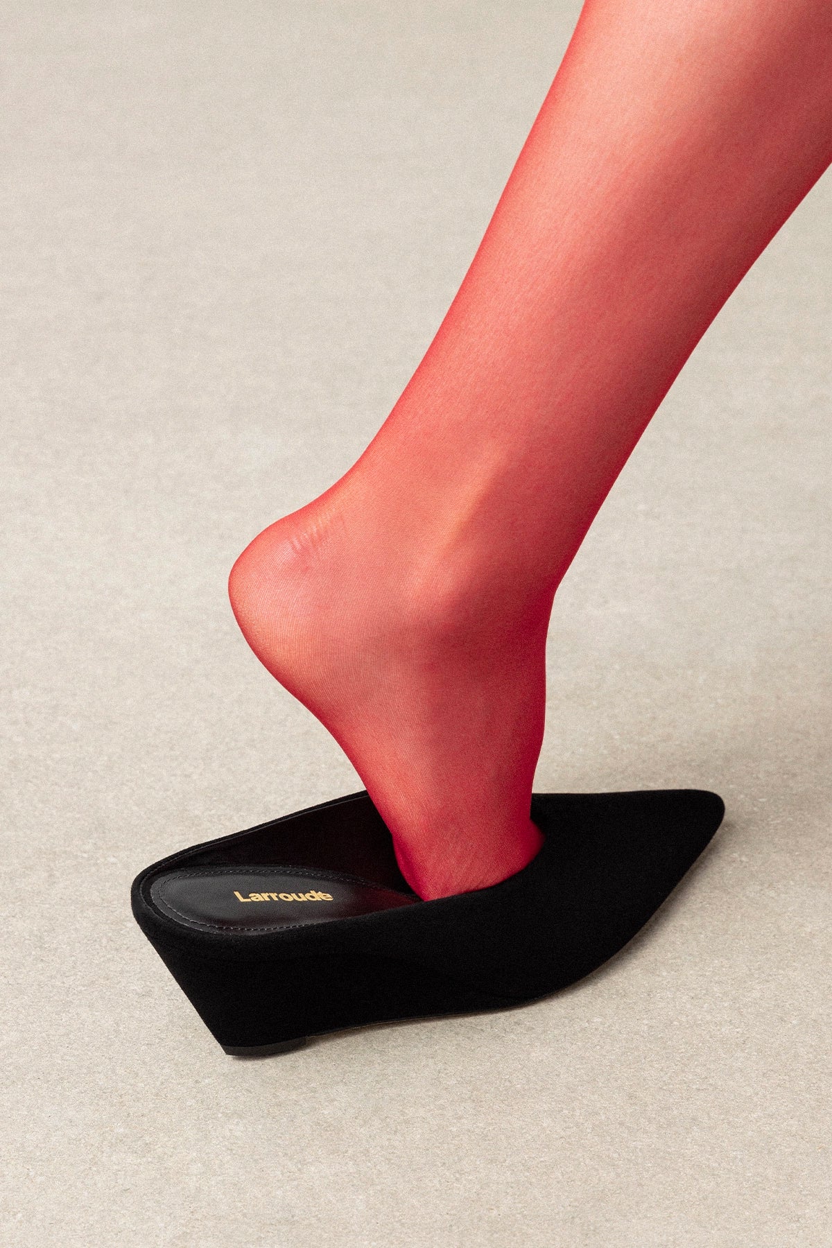 Loulou Mule Black Suede - Larroude