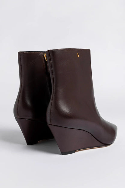 Loulou Boot Brown Leather - Larroude
