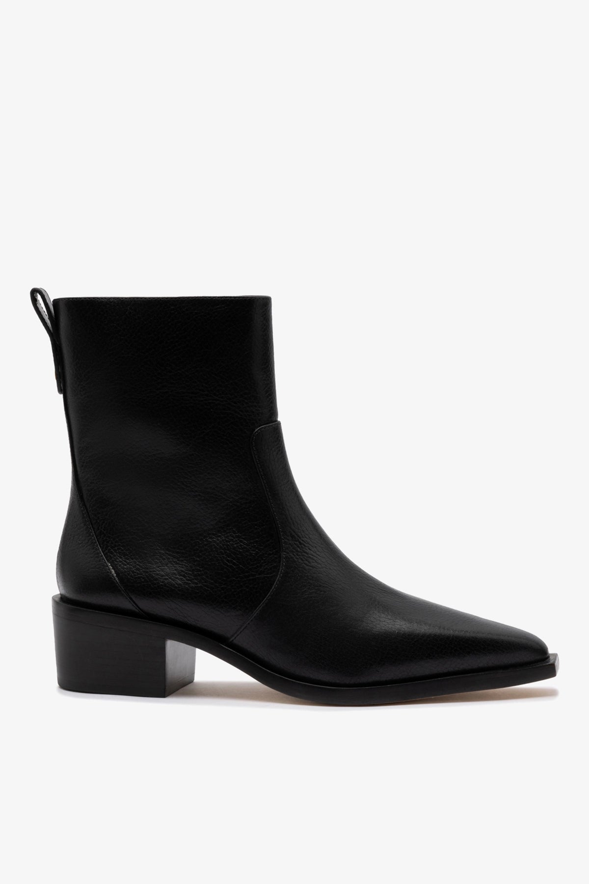 Florencia Low Boot In Black Leather - Larroude
