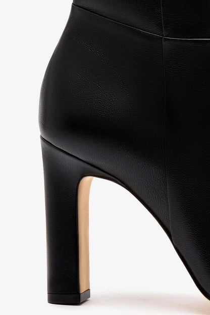 Cindy Hi Boot In Black Leather - Larroude