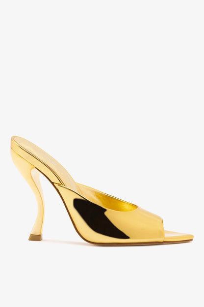 Larroudé x Nicolò B.: Malibu Mule Gold Specchio - Larroude