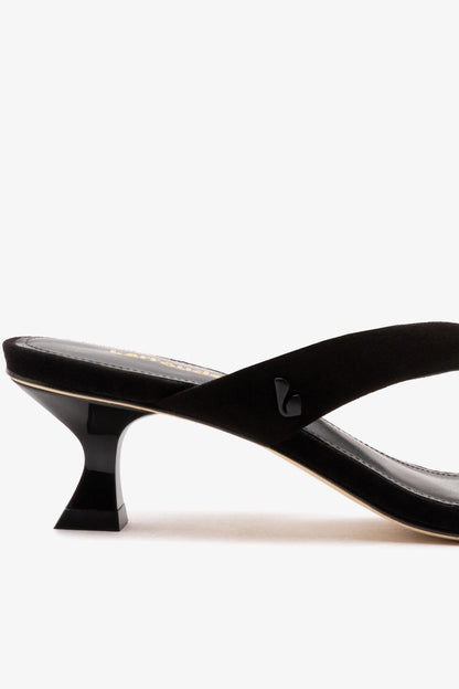 Gaia Low In Black Leather - Larroude