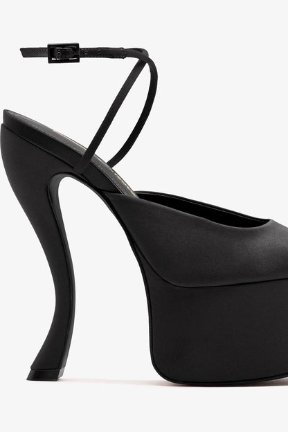 Larroudé x Nicolò B.: Lola Sandal Black Satin - Larroude