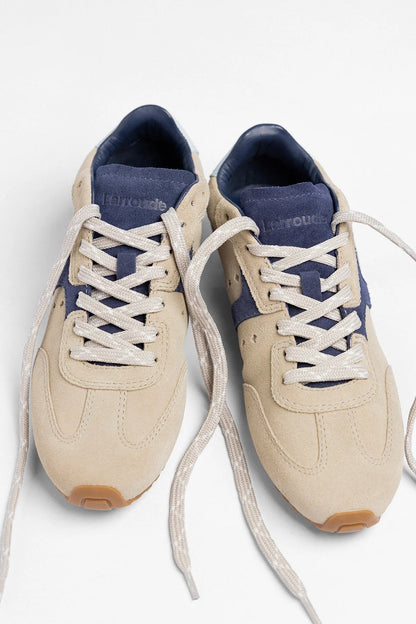 Stella Sneaker Oyster Gray Suede - Larroude