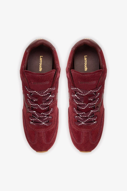 Stella Sneaker In Burgundy Suede - Larroude
