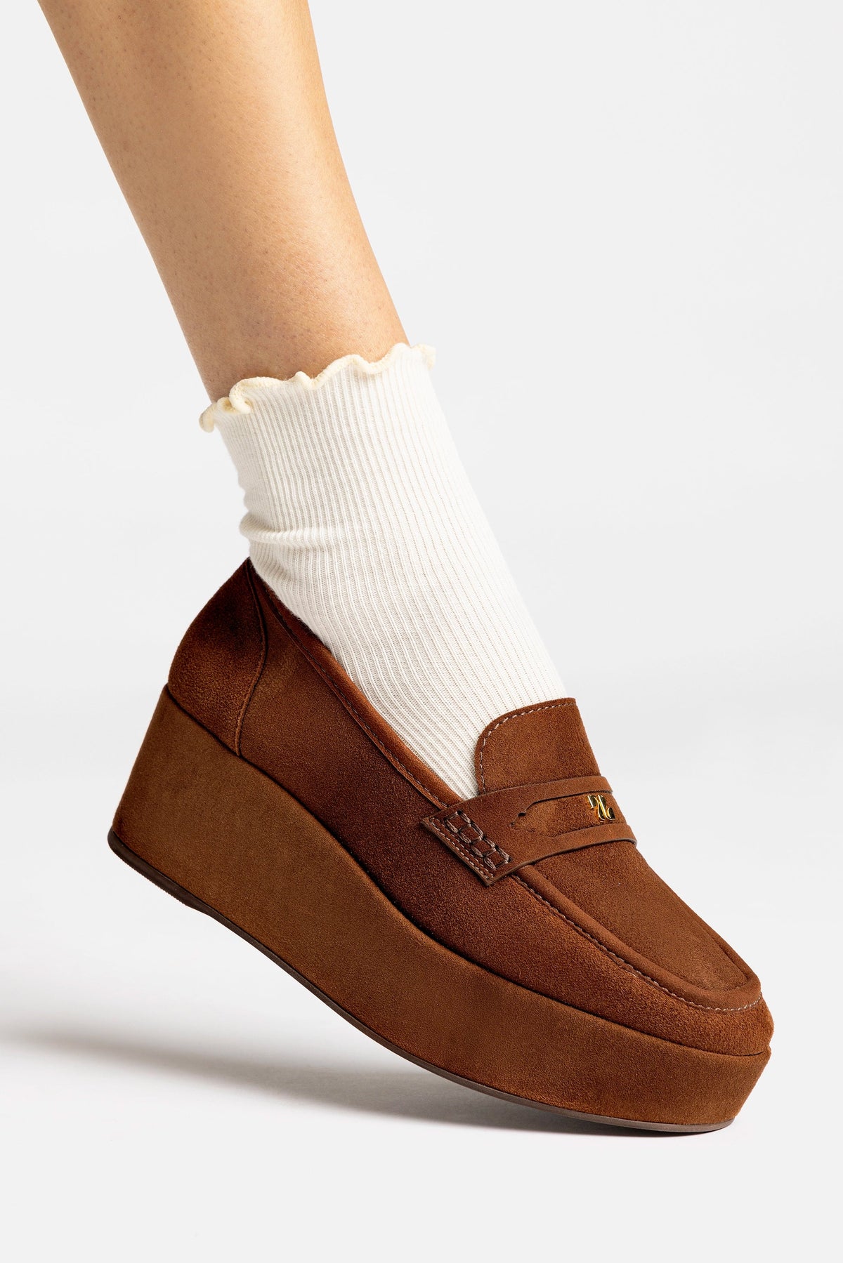 Suki Flatform Loafer In Burnt Umber Suede - Larroude