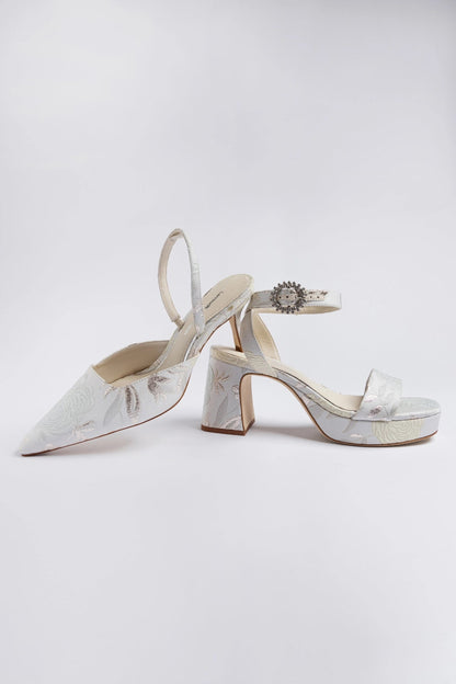 Larroudé x Markarian: Pump Ivory Brocade - Larroude