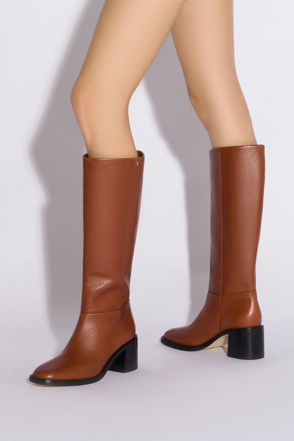 Ricky Boot In Mocca Leather - Larroude
