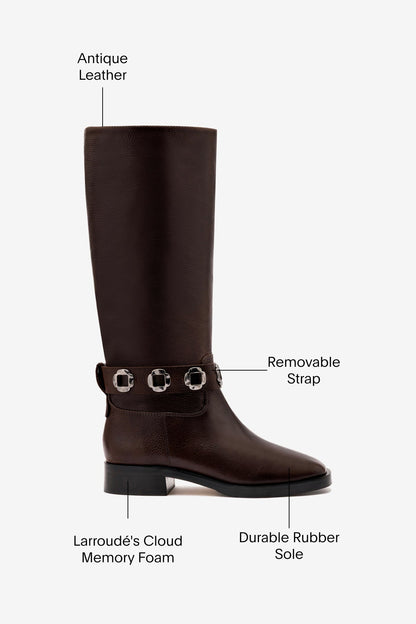 Milan Flat Boot In Brown Leather - Larroude