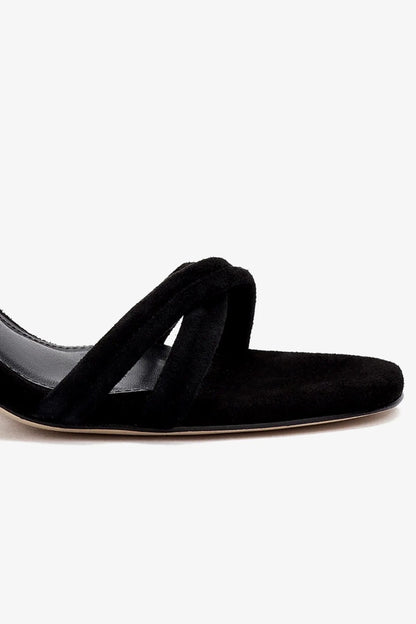 Annie Sandal In Black Suede - Larroude