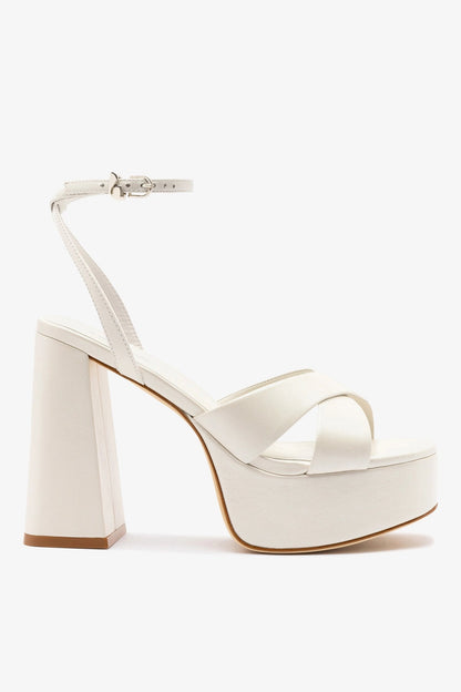 Dolly X Platform Sandal In Pearl Leather - Larroude