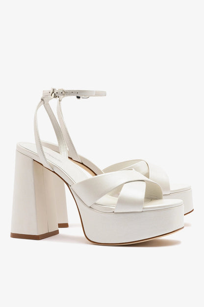 Dolly X Platform Sandal In Pearl Leather - Larroude