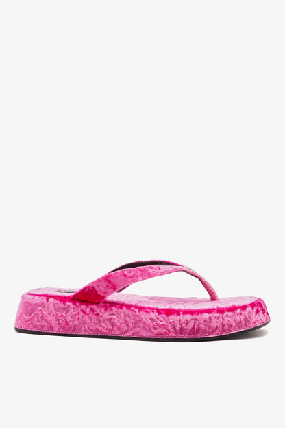 Roxy Thong Sandal Pink Velvet - Larroude